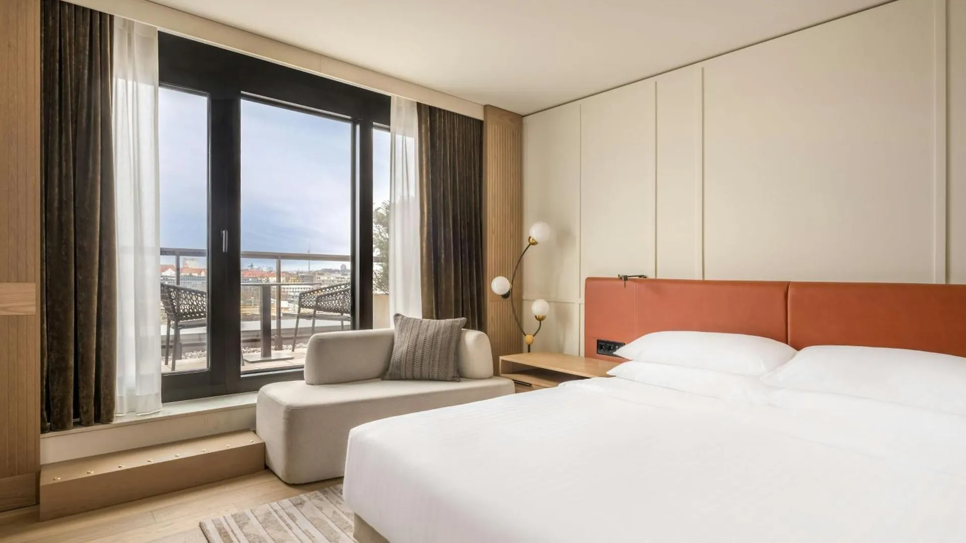 Munich Marriott Hotel City West 4*,