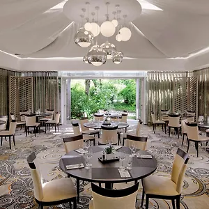 4* فندق هيلتون بارك